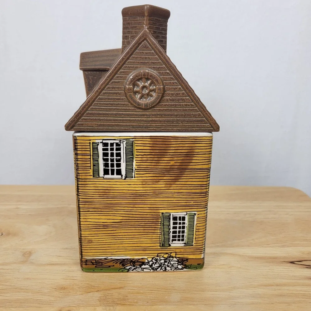 VTG 1980 Enesco J. Downs Market Street Ceramic House Canister Cookie‎ Jar Japan